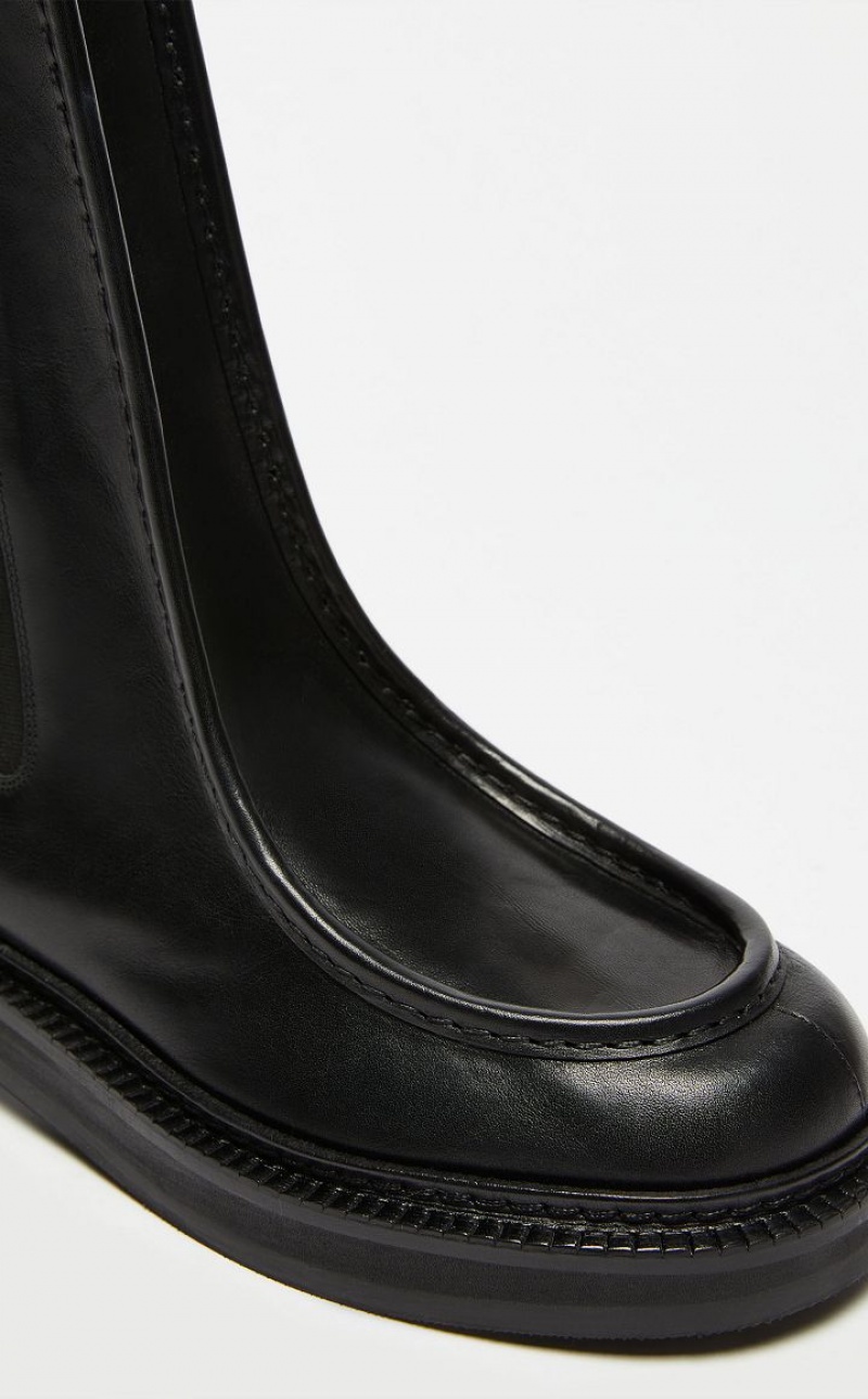 BLACK MaxMara Chelsea Ankle Boots | MMR594190