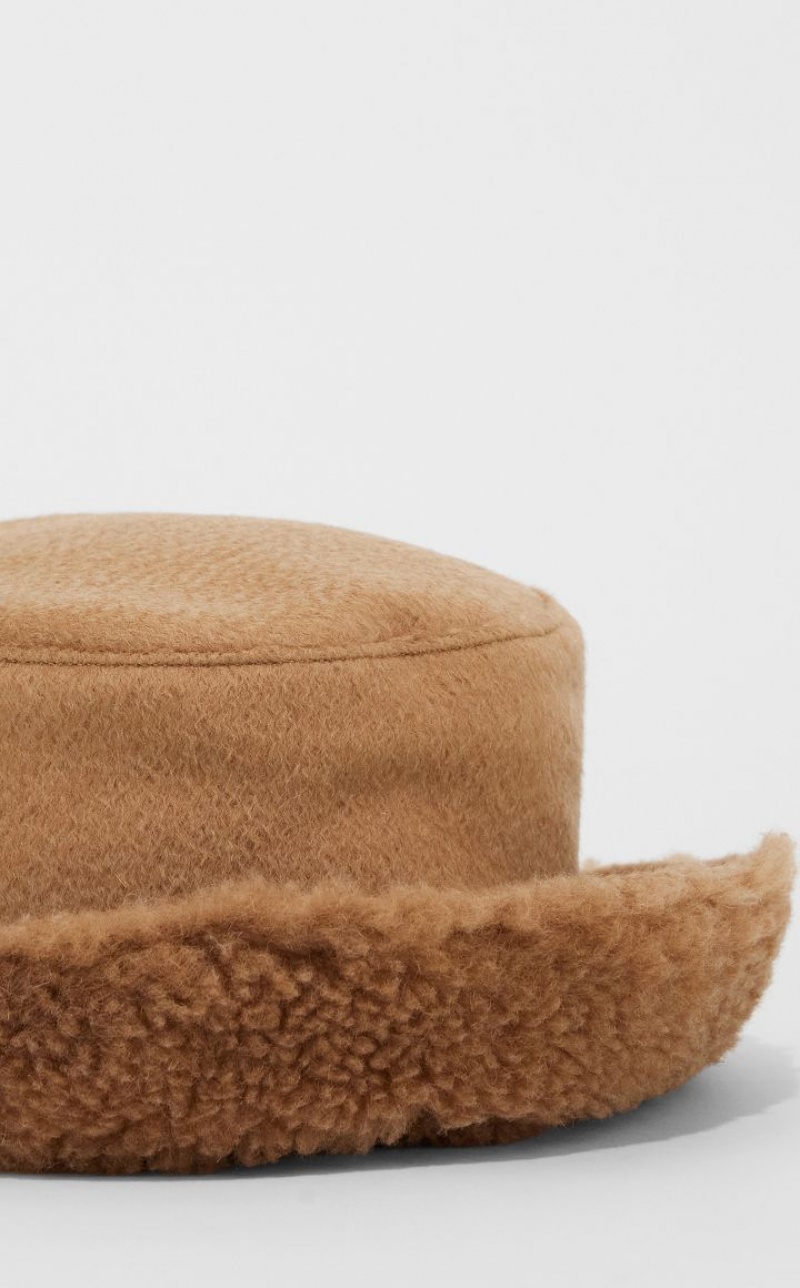 CAMEL MaxMara Reversible Teddy Fabric And Camel Colour Hat | MMR594316